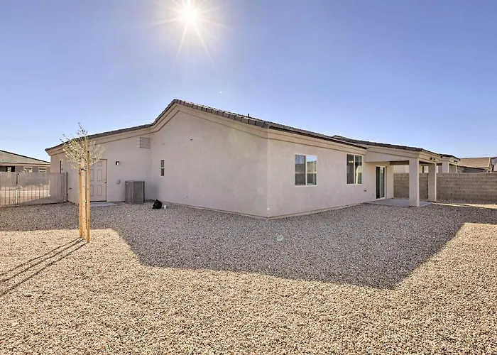 Modern Vacation Rental, 5 Mi To Dtwn!